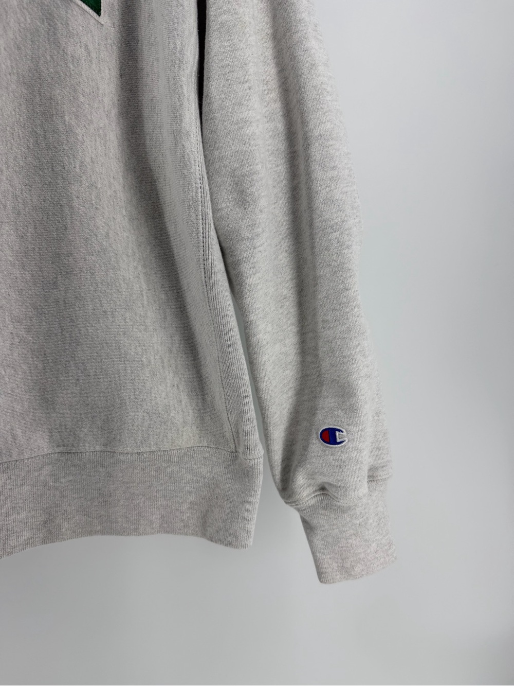 Vintage Champion Reverse Weave Loyola University Sweatshirt in Grey, Size Medium - Picture 3 of 6